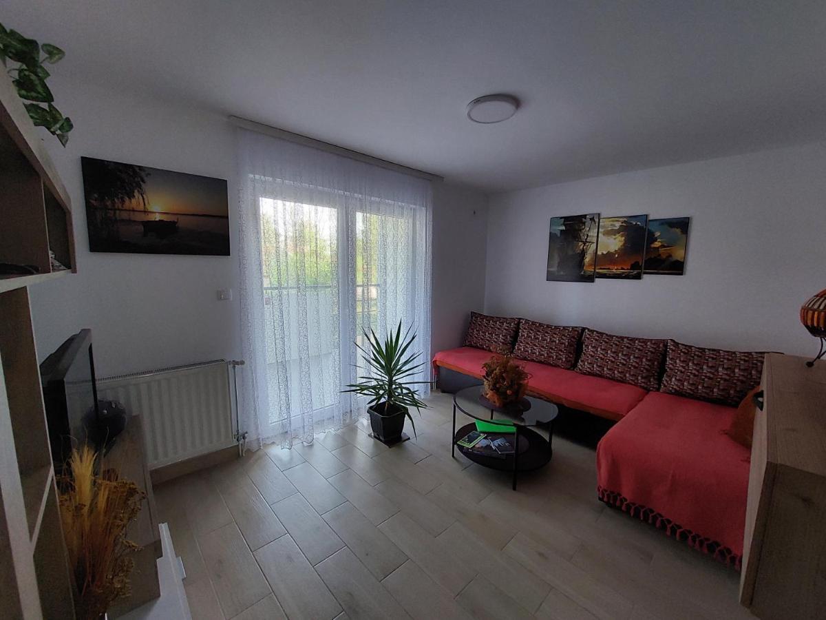 Apartman Sarm Srebrno Jezero Apartment Veliko Gradiste Bagian luar foto